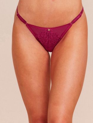 Calcinha String Biquíni Em Renda Rosa Drama
