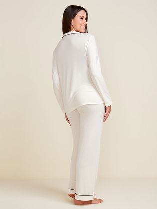 Pijama Longo Em Viscose Com Vivo Contrastante Flora Off White