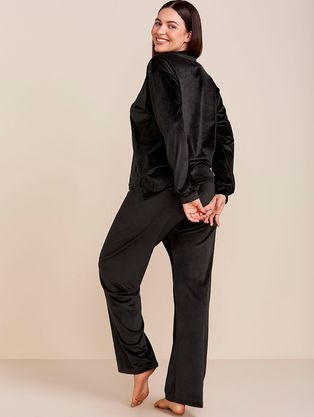 Pijama Longo Em Plush Sincronia Preto