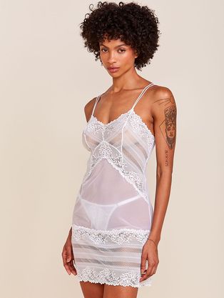 Camisola Alças Finas Duplas Em Renda E Tule Off White