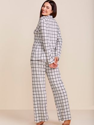 Pijama Longo Em Viscose Estampada Moments Estampa Xadrez Mescla Com Preto Moments