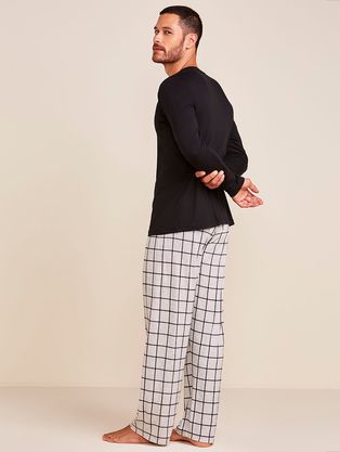 Pijama Longo Masculino Em Viscose Estampada Moments Estampa Xadrez Mescla Com Preto Moments