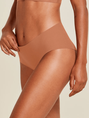 Calcinha Tanga Brasileira Em Microfibra Nude Caramelo Saloon