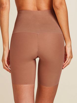 Bermuda Modeladora Fit Shape Caramelo Saloon